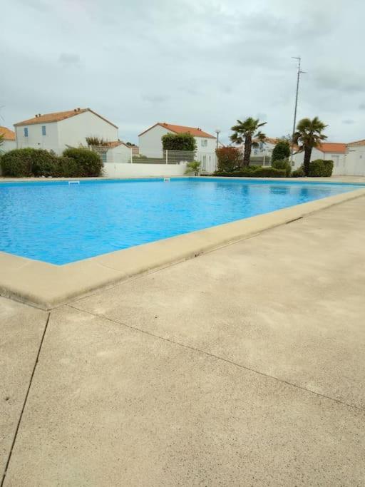 Maison De Vacances En Bord De Mer, Avec Piscine Ла-Фот-сюр-Мер Екстер'єр фото